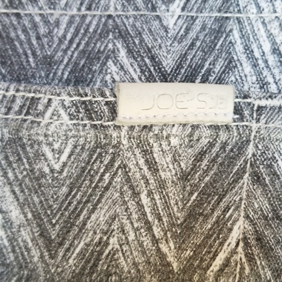 " Joe " modern print jean - Picture 2 of 8